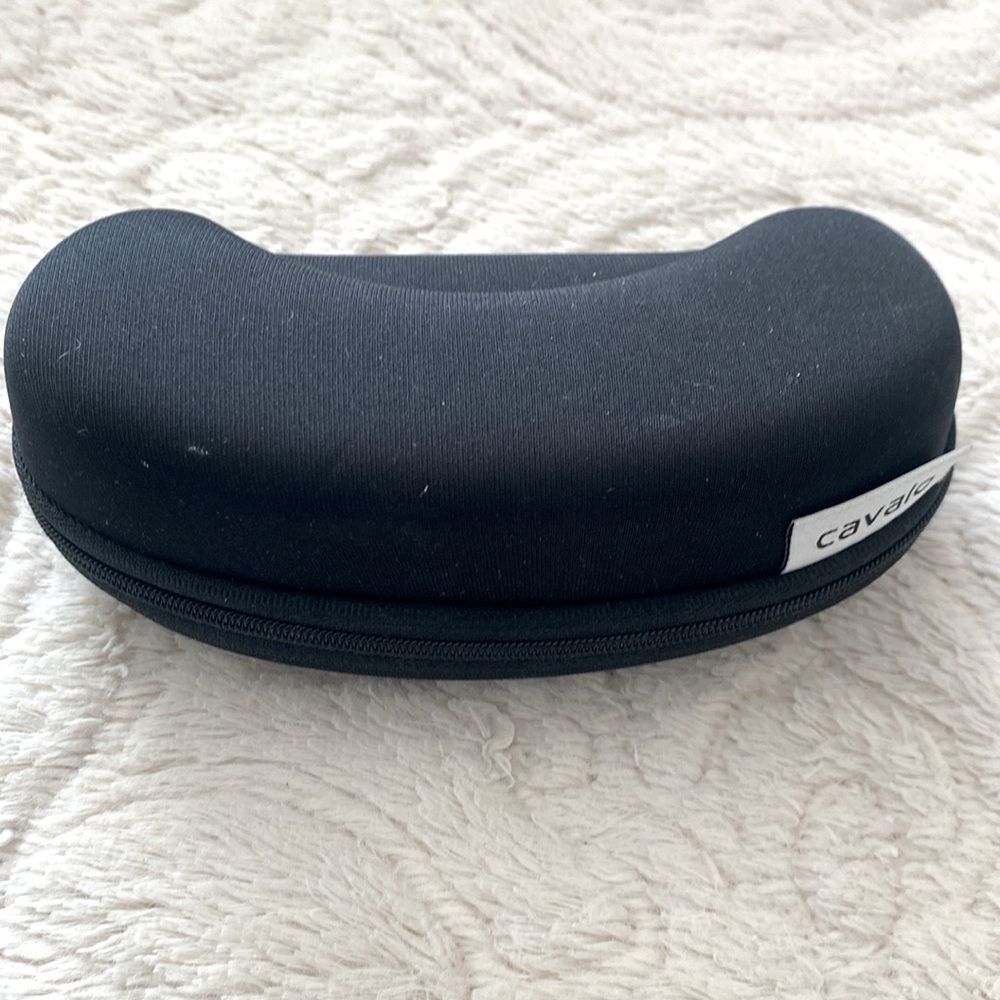 Cavalo Eye Glasses Case with additional lenses - Picture 1 of 7